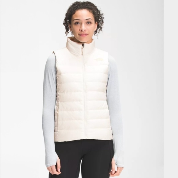 The North Face Jackets & Blazers - The North Face White Vest 550 with Pockets
